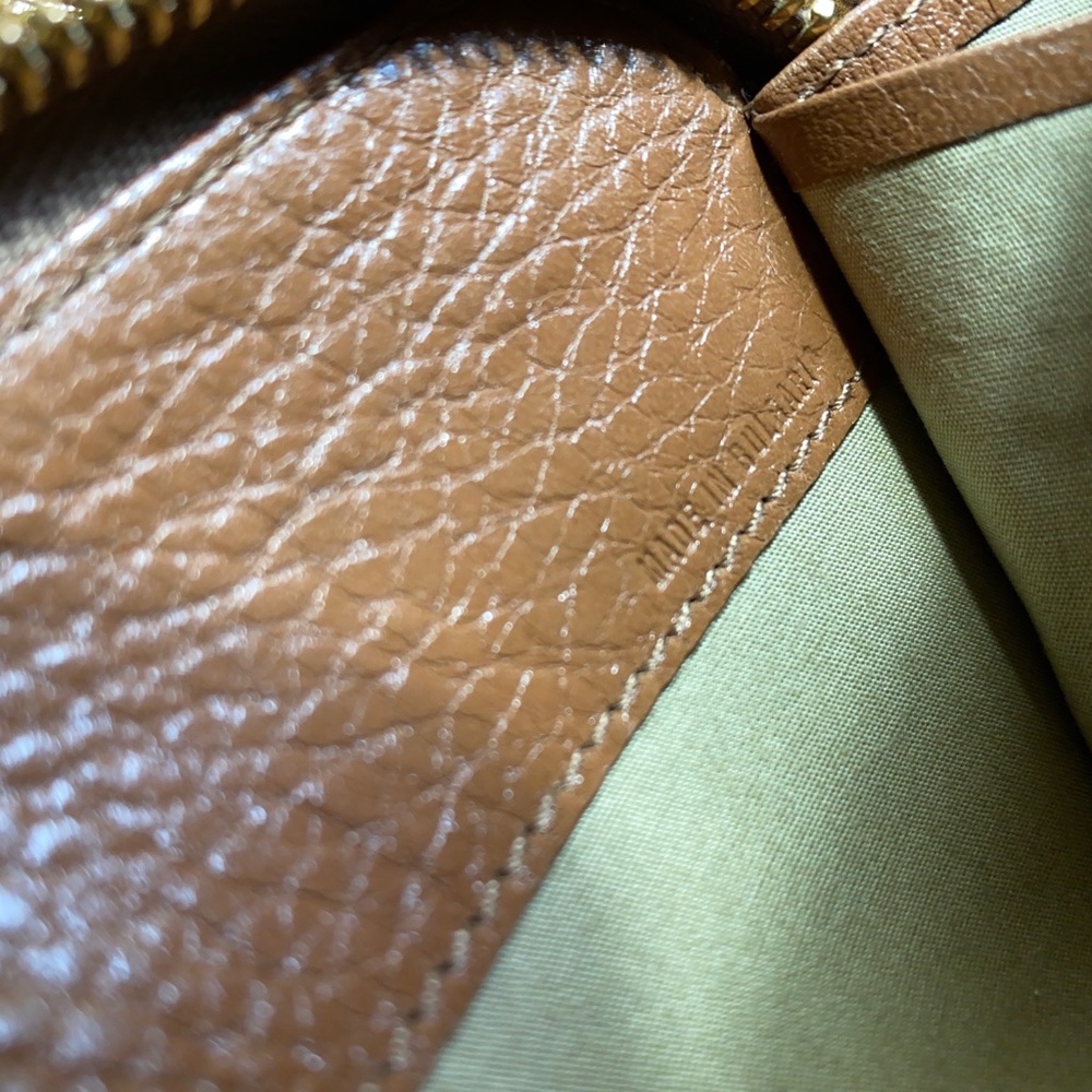 Authentic Chloe Lily Long Wallet - Picture 15 of 16